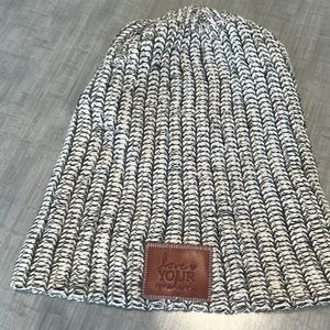 EUC Love Your Melon Speckled Beanie